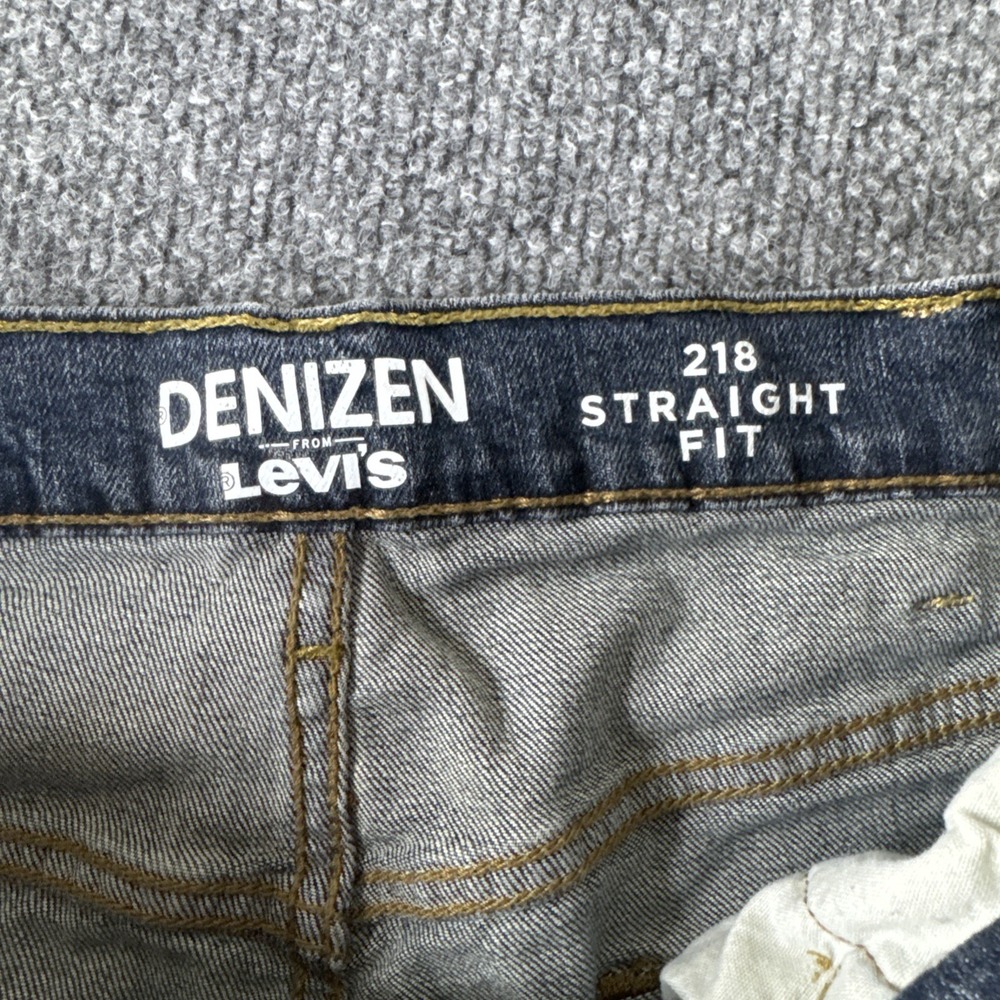 Men's Denizen from Levi's 218 Straight Distressed Blue Denim Jeans 38x 30 - Picture 6 of 13
